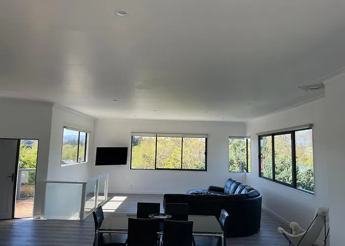 Private Escape 3 Bedroom